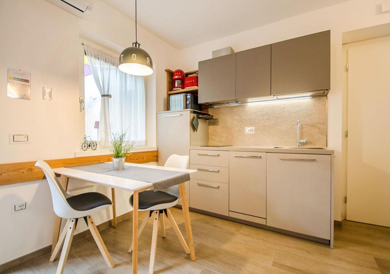 Casa Tosca - Holiday Home Torbole Sul Garda Extérieur photo