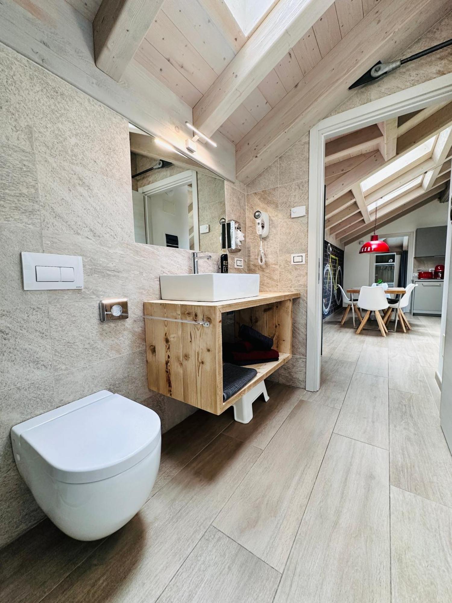 Casa Tosca - Holiday Home Torbole Sul Garda Extérieur photo